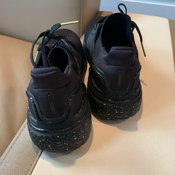 Adidas Ultraboost Sneakers - Picture 5 of 16